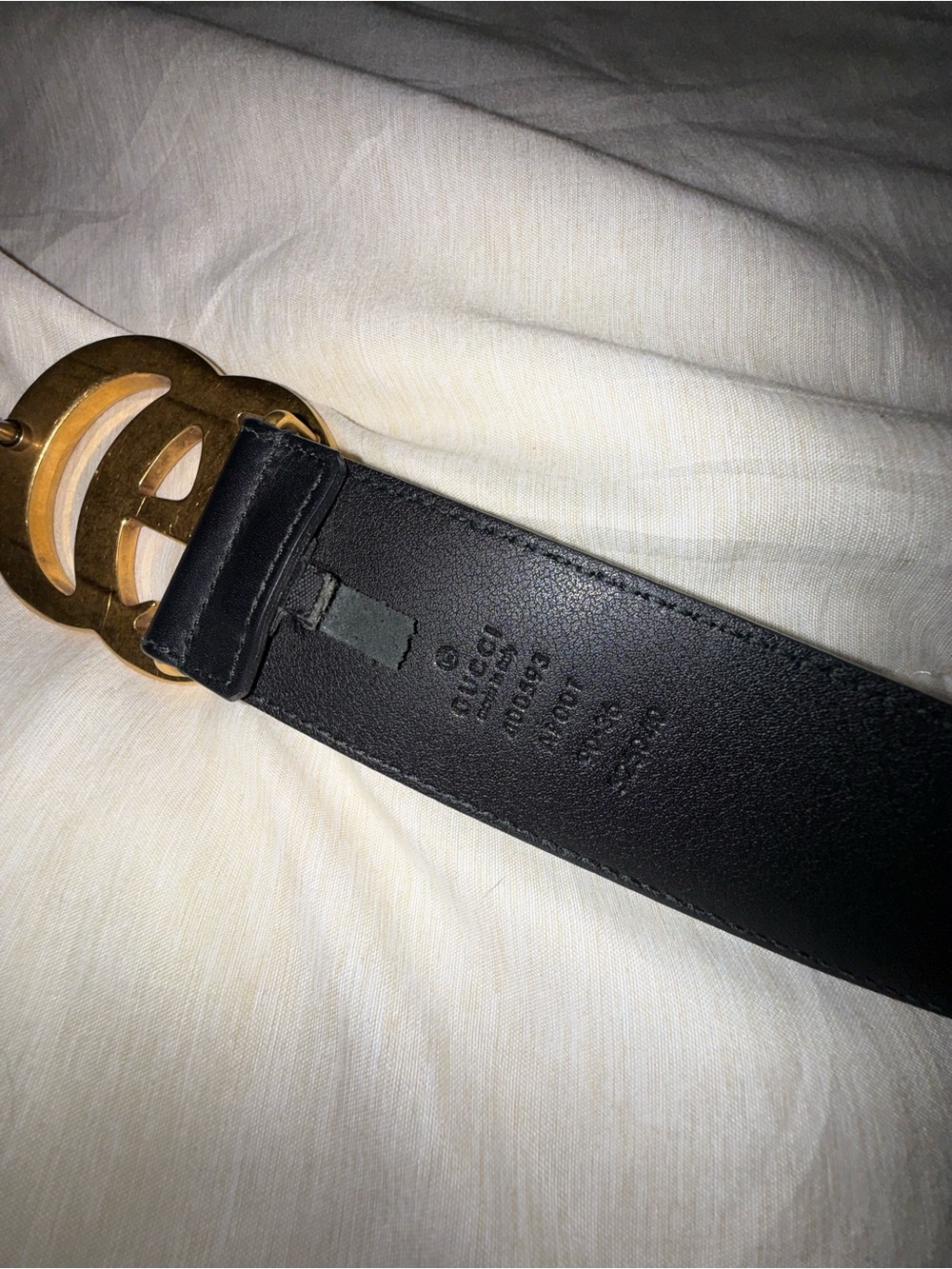 Gucci Black Leather Belt with Gold Double G Buckle - Picture 5 of 6